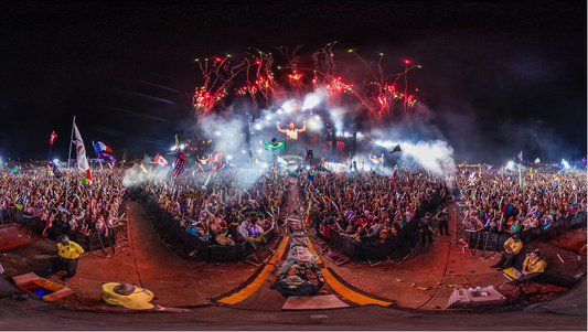 Designing UX and Environments for Virtual Reality