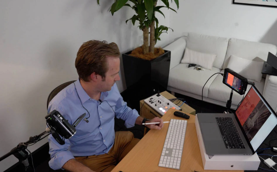 Live Streaming your Classes: A Teacher's Guide