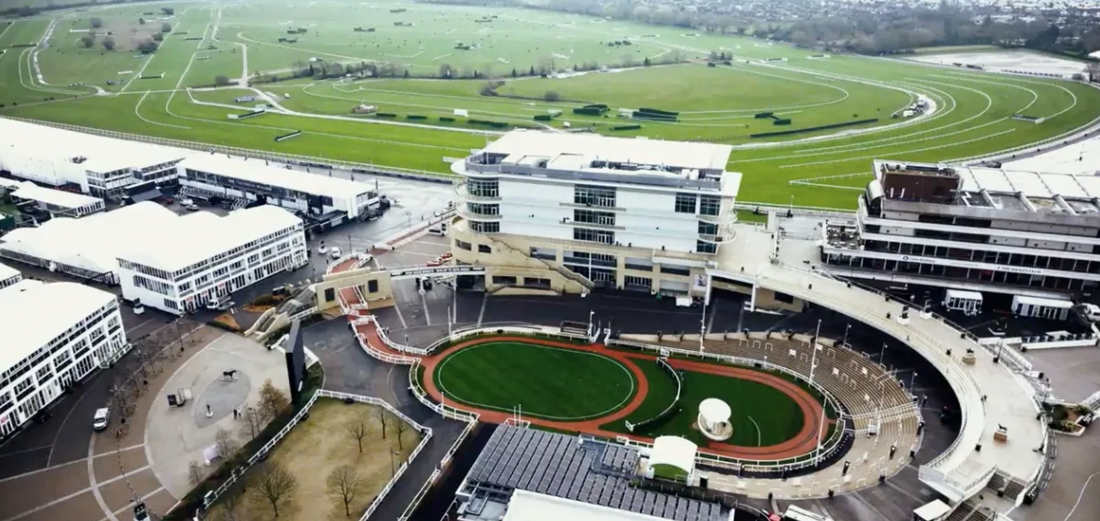 How NETGEAR Keeps 67,500 Fans Connected at Cheltenham Racecourse