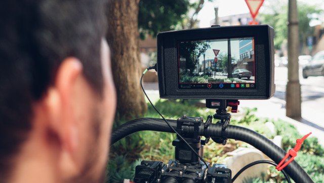 Field Operator Reviews Atomos Shogun Flame