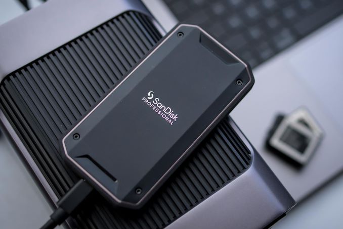 SanDisk Professional PRO-G40 Thunderbolt / USB High-Performance Rugged SSD