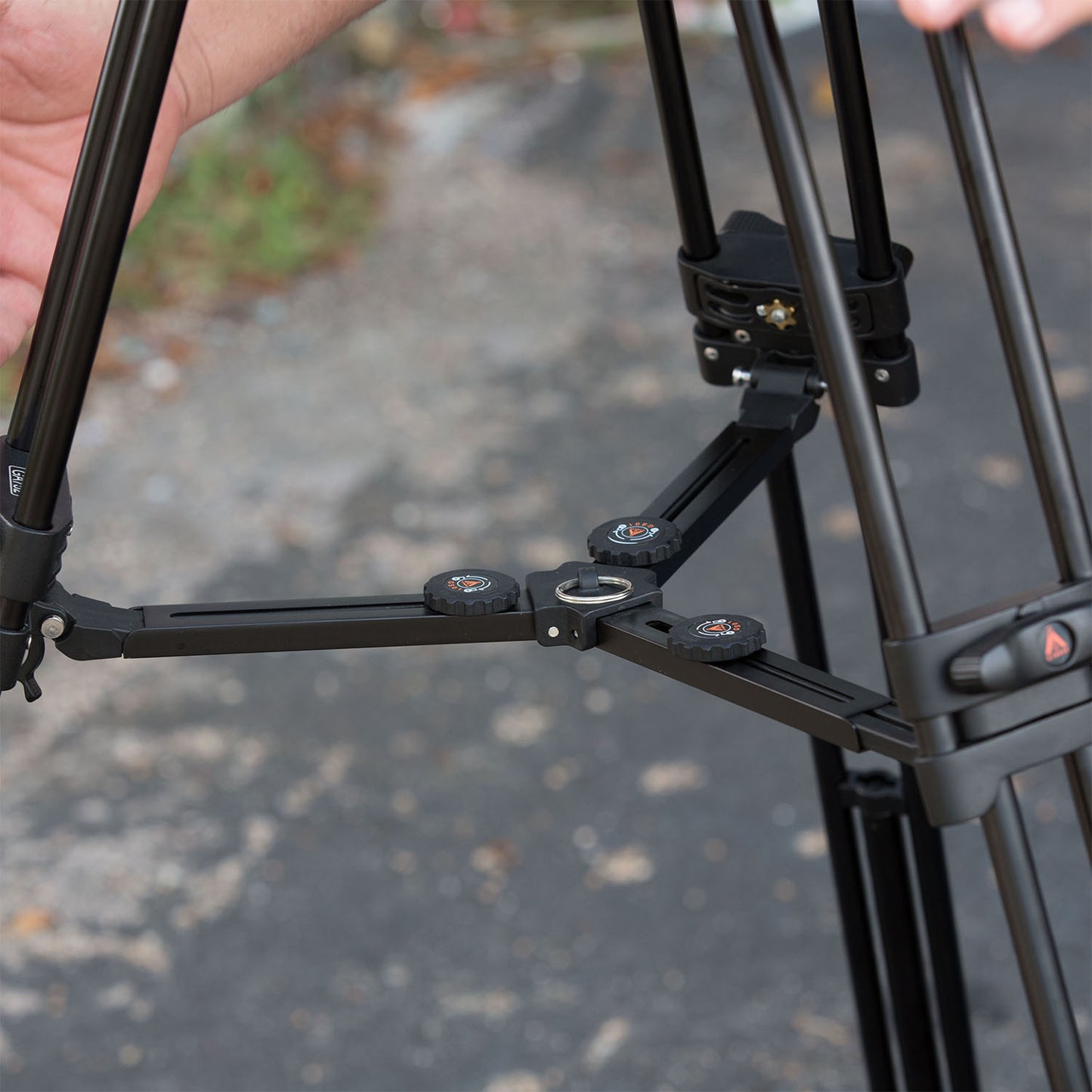 iKan 2-Stage Aluminum Fluid Head Tripod Kit, 15.4 lbs Payload, w/ Counterbalance (E-Image)